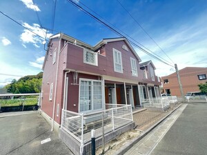 シャン・ド・フルールD外観写真
