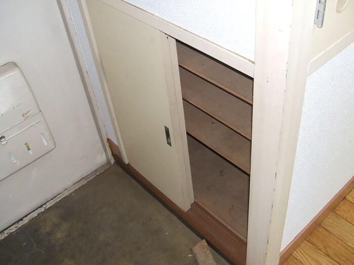物件内観写真10　(靴箱)