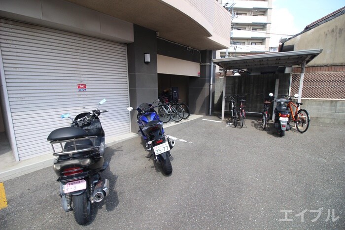 物件外観写真6　(駐輪場)