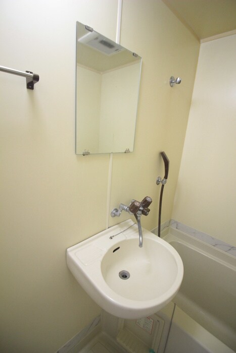 物件内観写真12　(洗面)