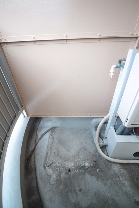 物件内観写真13　(洗濯機置場)