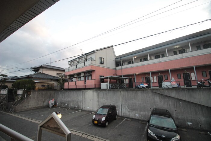 物件内観写真22　(室内からの展望)