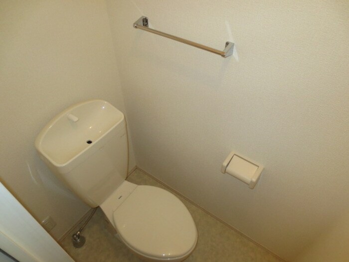 物件内観写真8　(トイレ)
