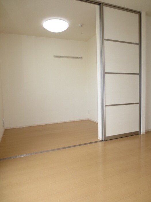 物件内観写真12　(内観写真)