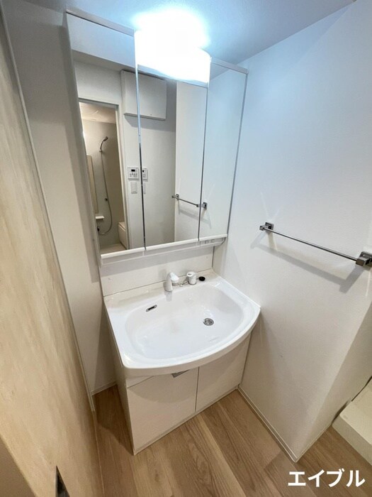 物件内観写真9　(洗面)