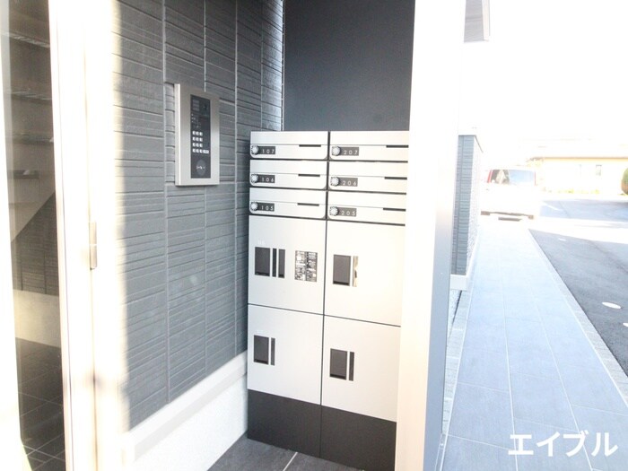 物件外観写真6　(建物設備)