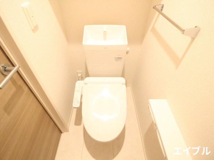 物件内観写真12　(トイレ)