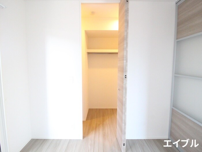 物件内観写真13　(収納)