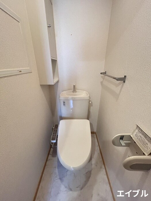 物件内観写真11　(トイレ)