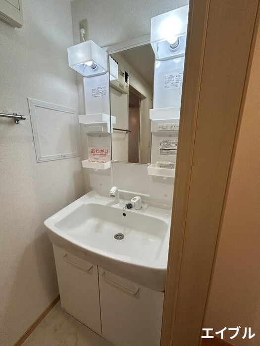 物件内観写真12　(洗面)