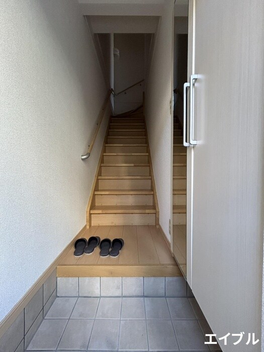 物件内観写真22　(玄関)