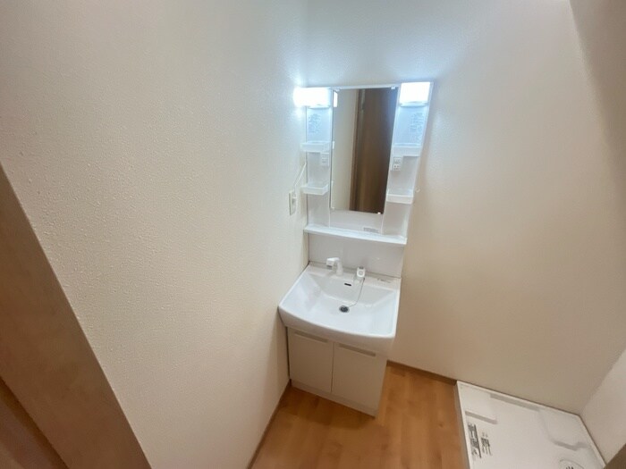 物件内観写真9　(洗面)