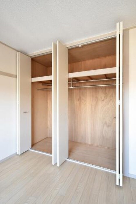 物件内観写真13　(収納)