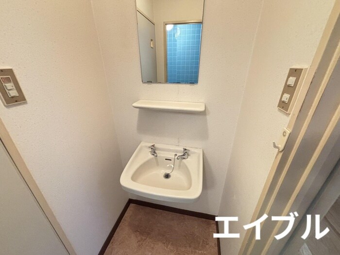 物件内観写真10　(洗面)