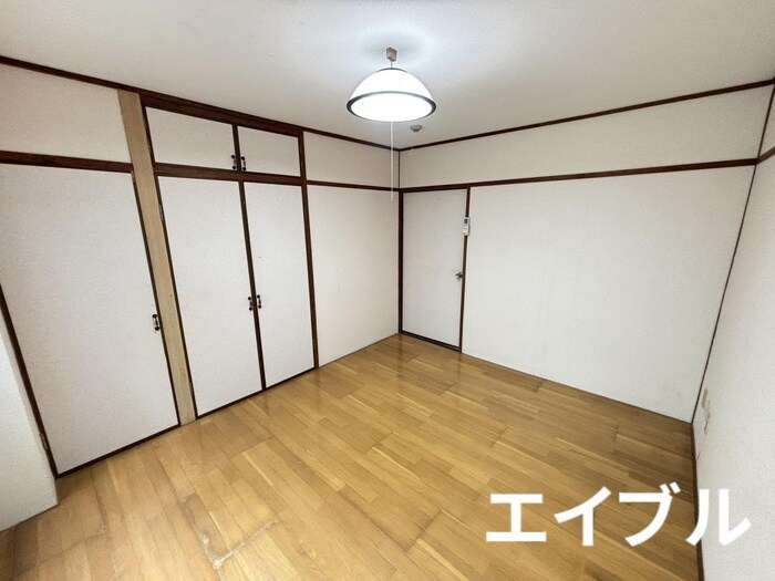 物件内観写真5　(居室)