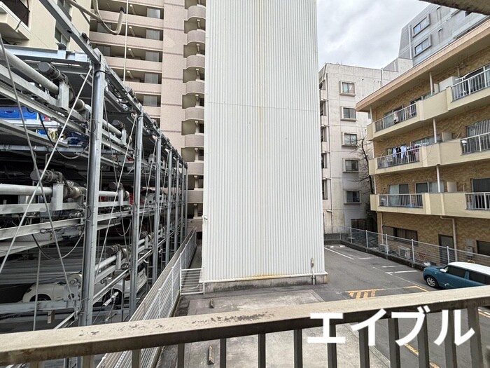 物件内観写真12　(室内からの展望)