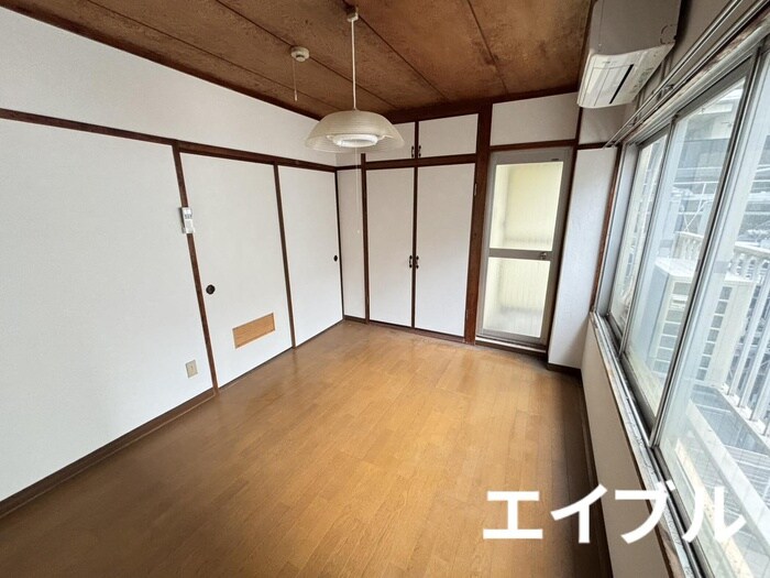 物件内観写真15　(居室)
