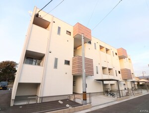 CB福津サントバウム外観写真