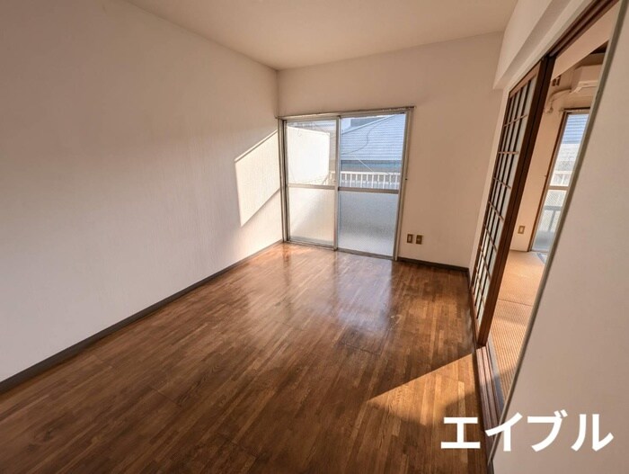 物件内観写真7　(居室)