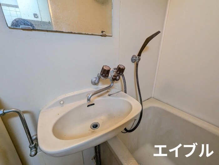 物件内観写真10　(洗面)