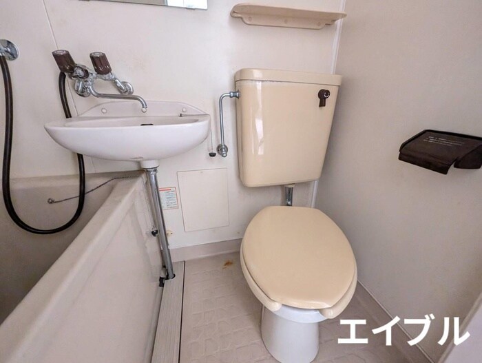 物件内観写真11　(トイレ)