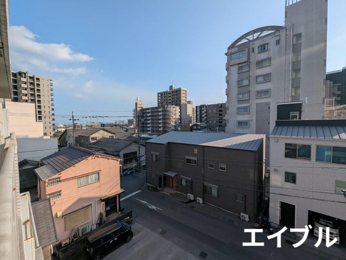 物件内観写真15　(室内からの展望)