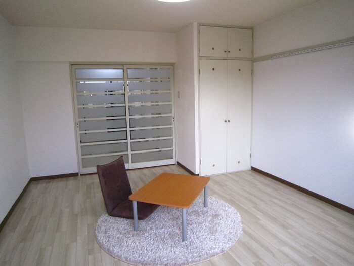 物件内観写真8　(内観写真)