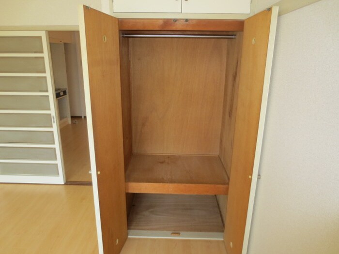 物件内観写真15　(収納)