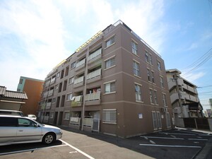 シャトレ南福岡外観写真