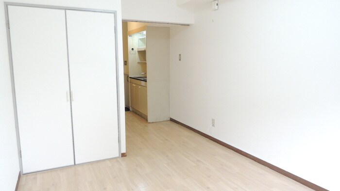 物件内観写真18　(居室)