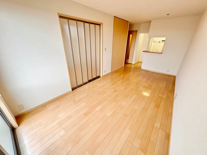 物件内観写真9　(居室)