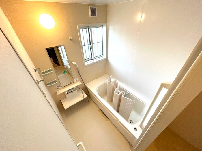 物件内観写真7　(バス／シャワールーム等)