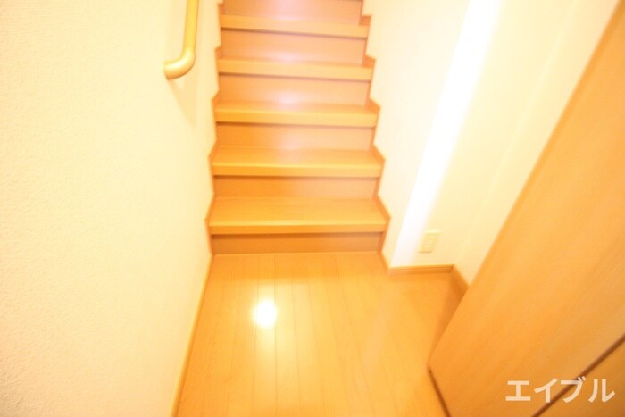 物件内観写真18　(廊下)