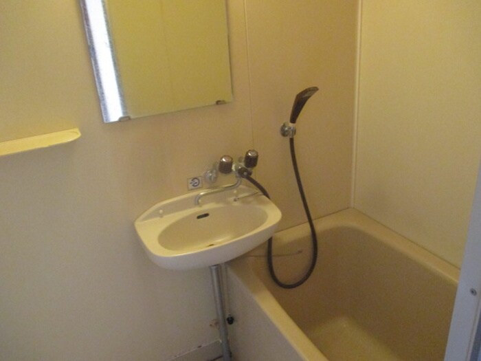 物件内観写真8　(バス／シャワールーム等)