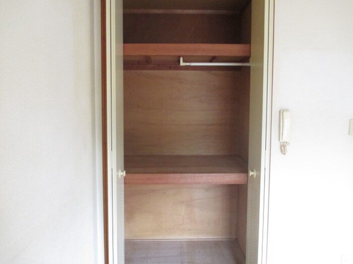 物件内観写真15　(収納)