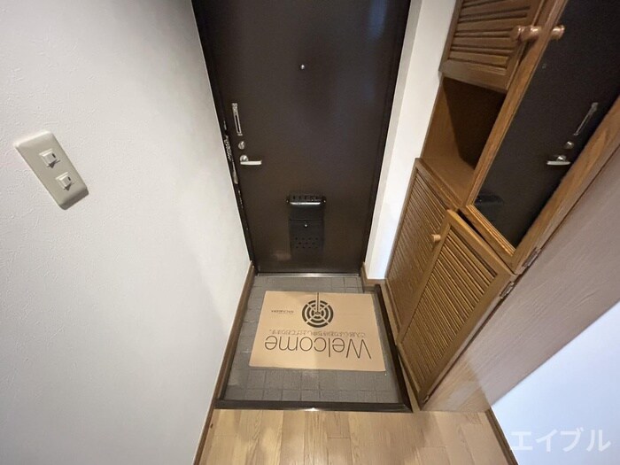 物件内観写真15　(玄関)