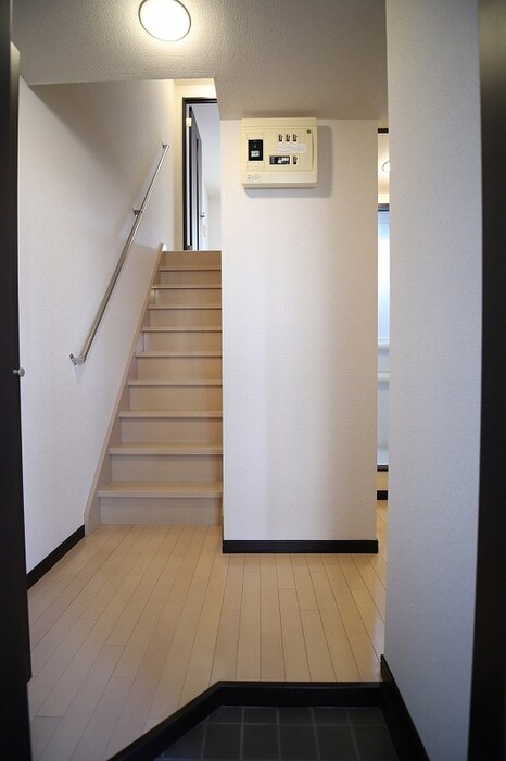物件内観写真9　(廊下)