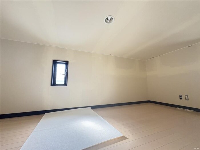 物件内観写真9　(居室)