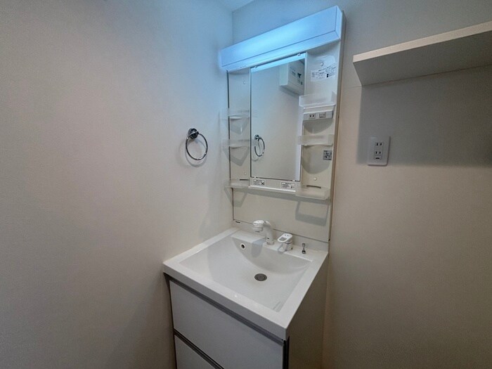 物件内観写真11　(洗面)