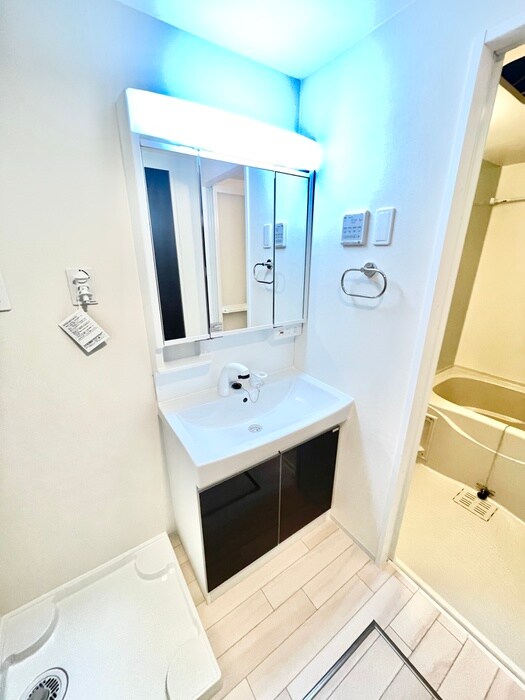 物件内観写真9　(洗面)