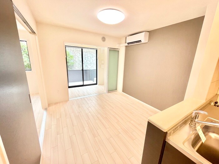 物件内観写真14　(居室)