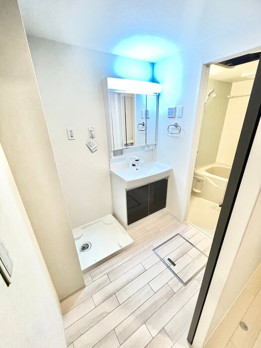 物件内観写真17　(洗濯機置場)