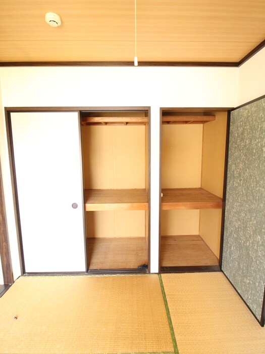 物件内観写真10　(収納)