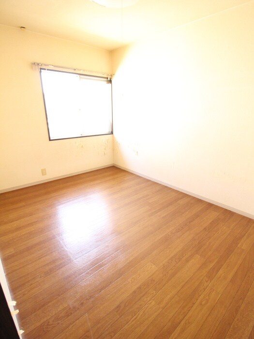 物件内観写真15　(居室)