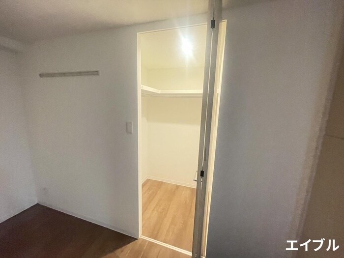 物件内観写真13　(収納)