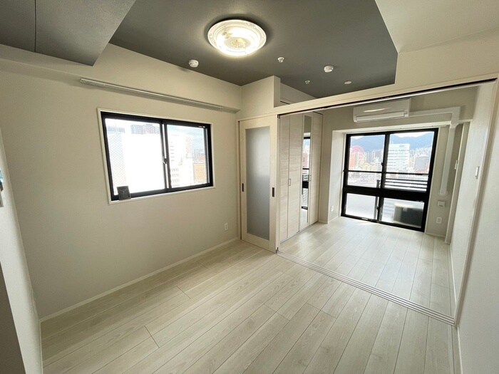 物件内観写真6　(居室)