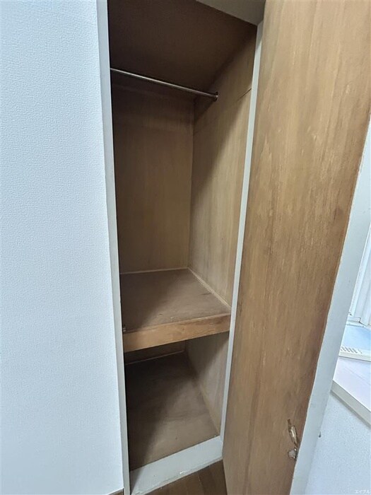 物件内観写真16　(収納)