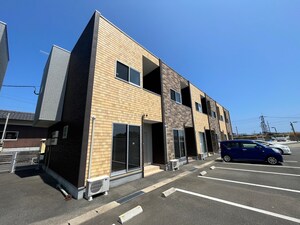メゾネット築城ⅡB棟外観写真