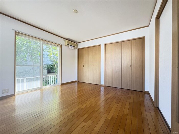 物件内観写真9　(居室)