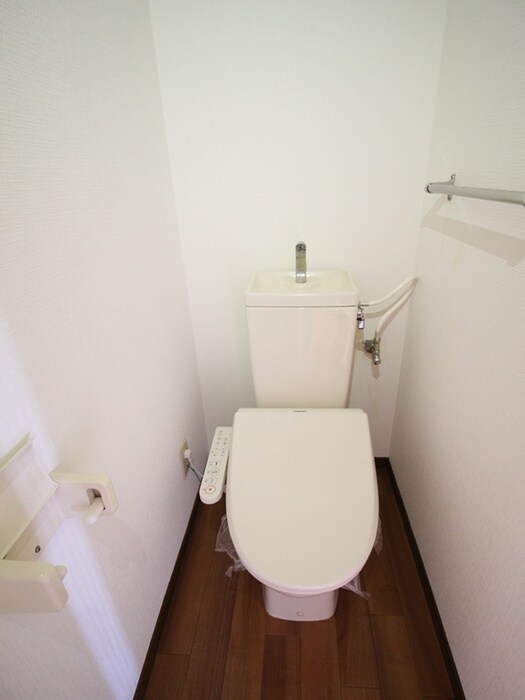 物件内観写真7　(トイレ)